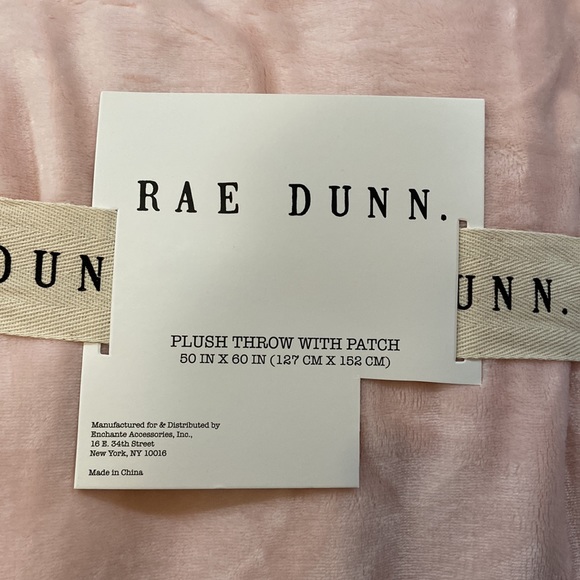 Rae Dunn BUNNY LOVE Throw Blanket - Picture 4 of 4